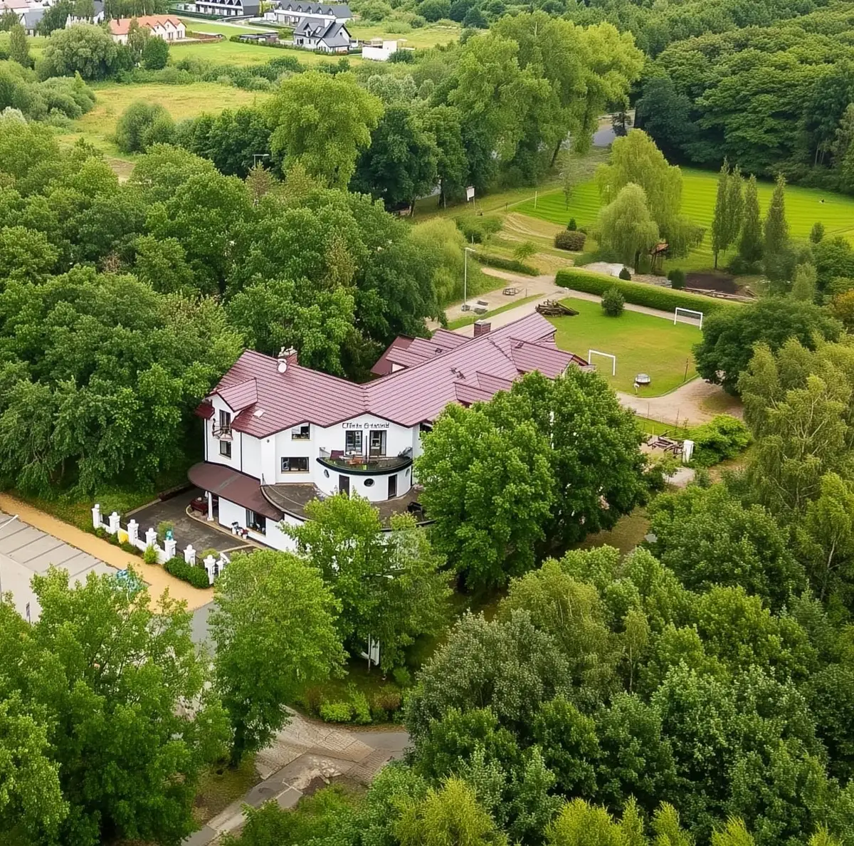 Pokój z widokiem i światłem dziennym
